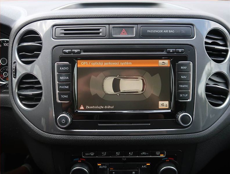 Volkswagen Tiguan (2014) 2.0 TDI, Navi, Tempomat - fotka 22 z 22