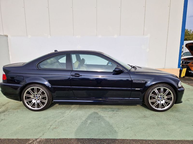 BMW M3 - fotka 5 z 39