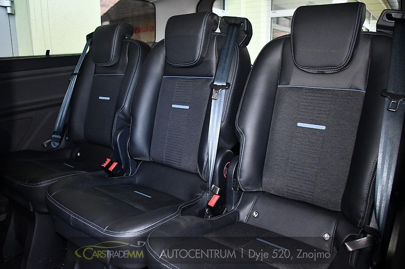 Ford Tourneo Custom 2.0EcoBlue 8MÍST ACTIVE ZÁRUKA - fotka 14 z 50