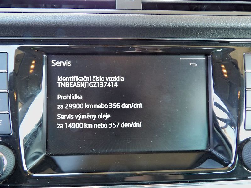 Škoda Fabia 1.0MPi Ambition Navi Tempomat - fotka 11 z 34