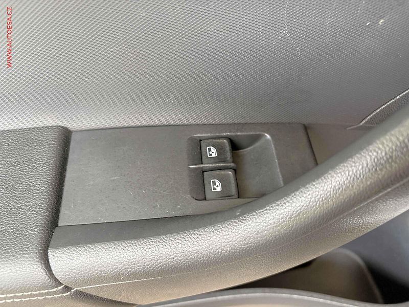 Škoda Rapid (2016) 1.6 TDi, ČR, Ambition, AC - fotka 12 z 13
