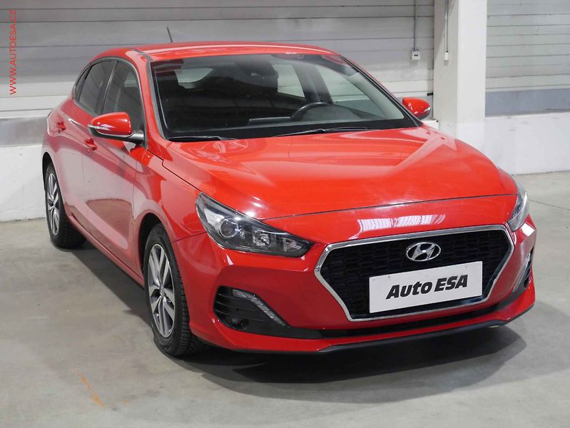 Hyundai i30 (2018) 1.0 T- GDI, ČR, servis.kniha - fotografie inzerátu