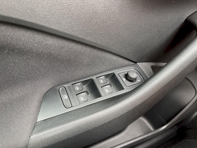 Škoda Kamiq (2025) 1.0 TSI 85kW Selection - fotka 21 z 33