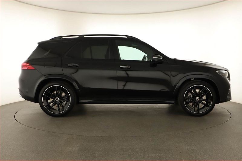 Mercedes-Benz GLE (2025) 450 d - fotka 6 z 27