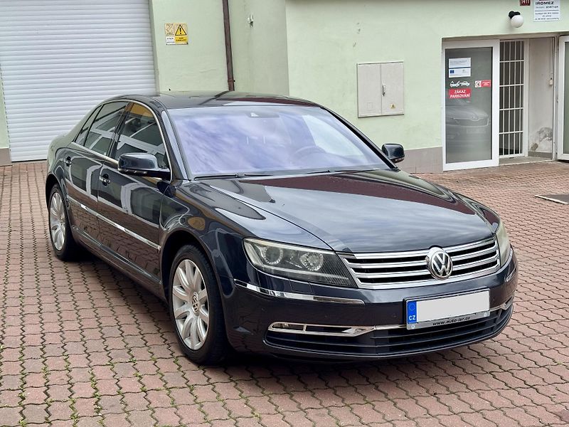 Volkswagen Phaeton (2011) 3.0TDI 176kW - fotka 4 z 22