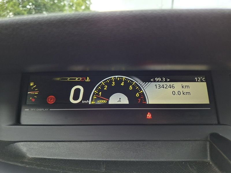 Renault Scénic 1,4 TCe 130k M6 - fotka 16 z 23