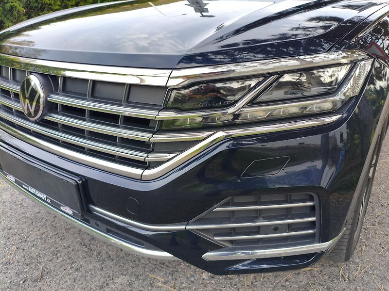 Volkswagen Touareg (2022) 3,0 TDI Elegance 210 KW - fotka 37 z 40