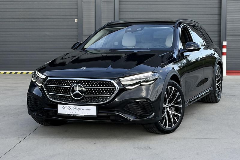 Mercedes-Benz Třídy E (2025) E 300de 4Matic Allterrain - fotka 5 z 89