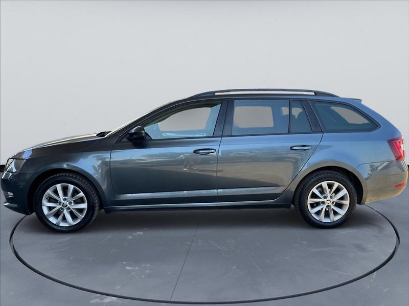 Škoda Octavia 1,6 TDI, Pravidelný servis - fotka 5 z 21