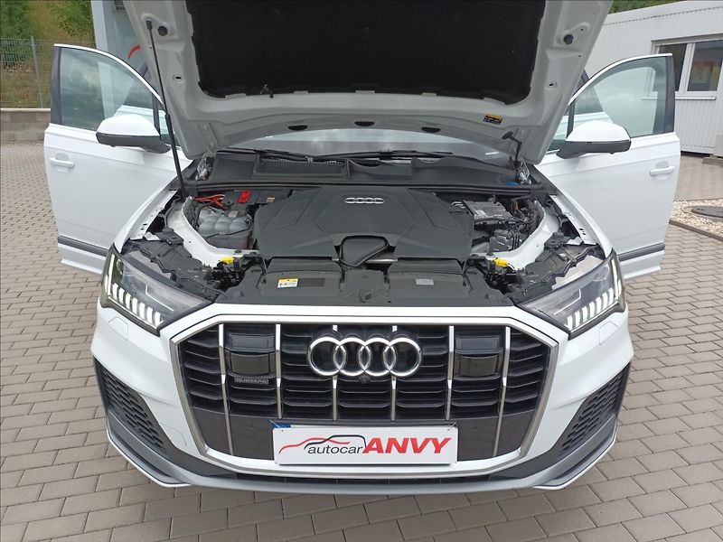 Audi Q7 3,0 55 TFSI S-LINE 250 kW,ČR, - fotka 31 z 42