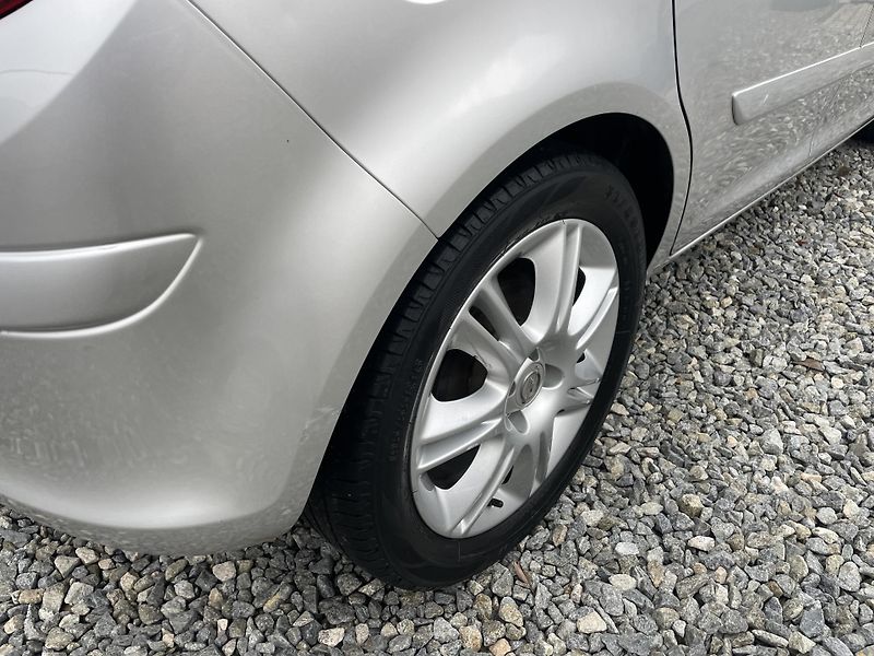 Opel Corsa 1.2i 80PS 141000KM KLIMA STK!! - fotka 50 z 169