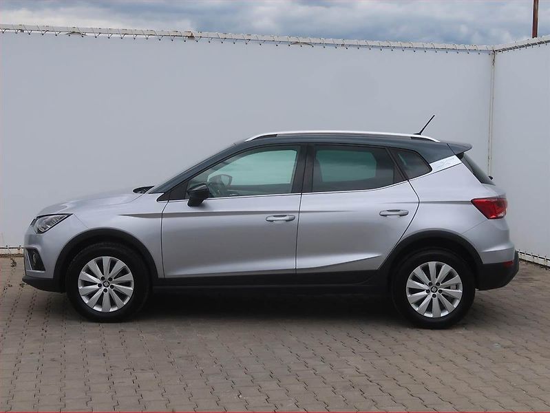 Seat Arona (2019) 1.6 TDI, Automat, Navi - fotka 3 z 20