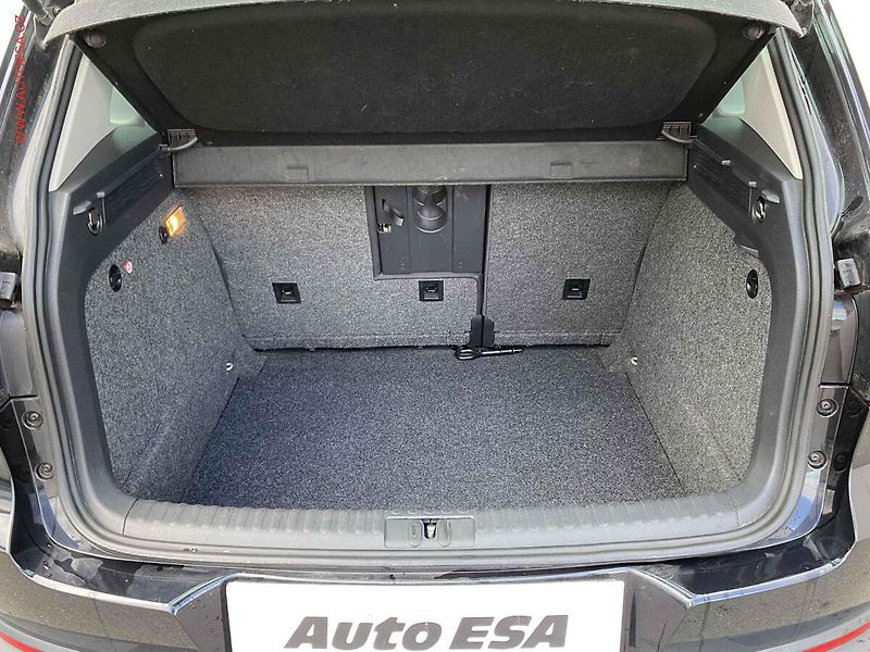 Volkswagen Tiguan (2013) 1.4 TSi, Sport&Style, navi - fotka 7 z 17