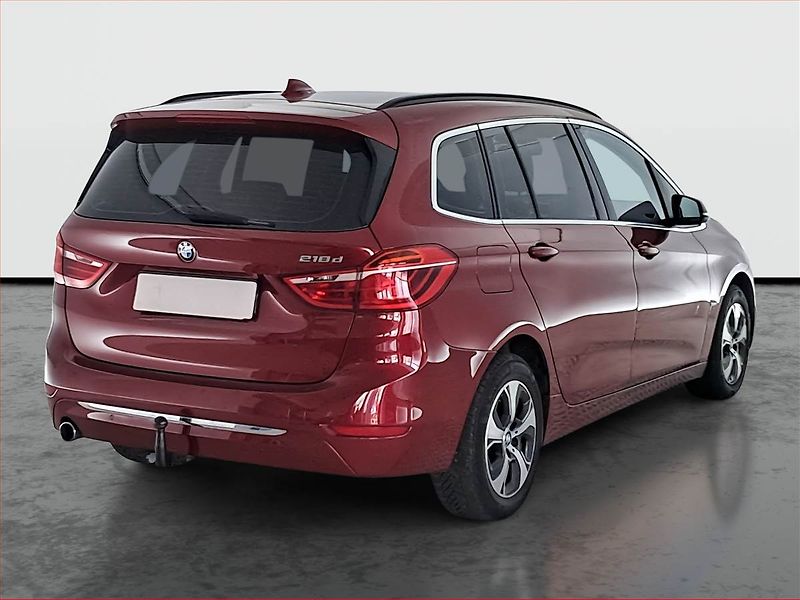 BMW Řada 2 (2016) 218d Gran Tourer, Automat - fotka 5 z 18
