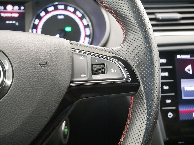 Škoda Octavia - fotka 17 z 30