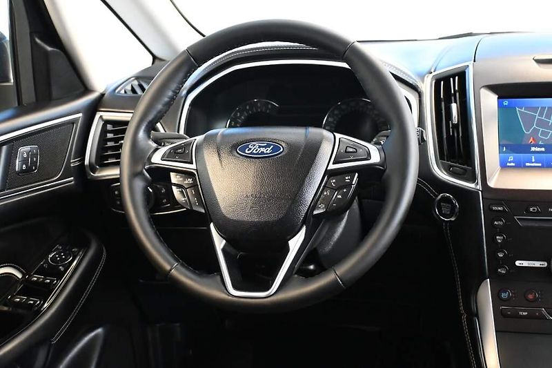 Ford S-MAX (2022) 2.0 VIGNALE 4x4 7 Míst LED ACC - fotka 15 z 42