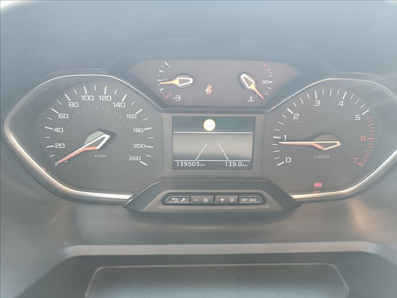 Peugeot Rifter 1,5 BlueHDi Active - fotka 16 z 19