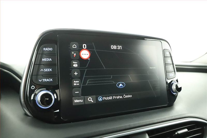 Hyundai Santa Fe (2020) 2.2 CRDi - fotka 15 z 19
