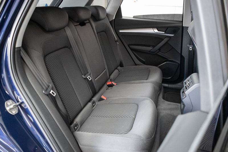 Audi Q5 2.0 TDI 120kW*LED*ACC*EL.KUFR* - fotka 12 z 41