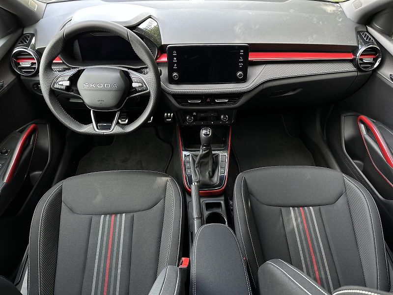 Škoda Fabia 1.0TSi Monte Carlo 116PS V.Coc - fotka 31 z 36