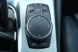 BMW Řada 5 (2017) Sport Line 520d xDrive - náhled 23