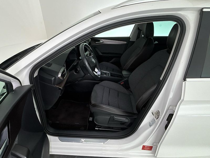 Seat Leon Xcellence - fotka 7 z 31