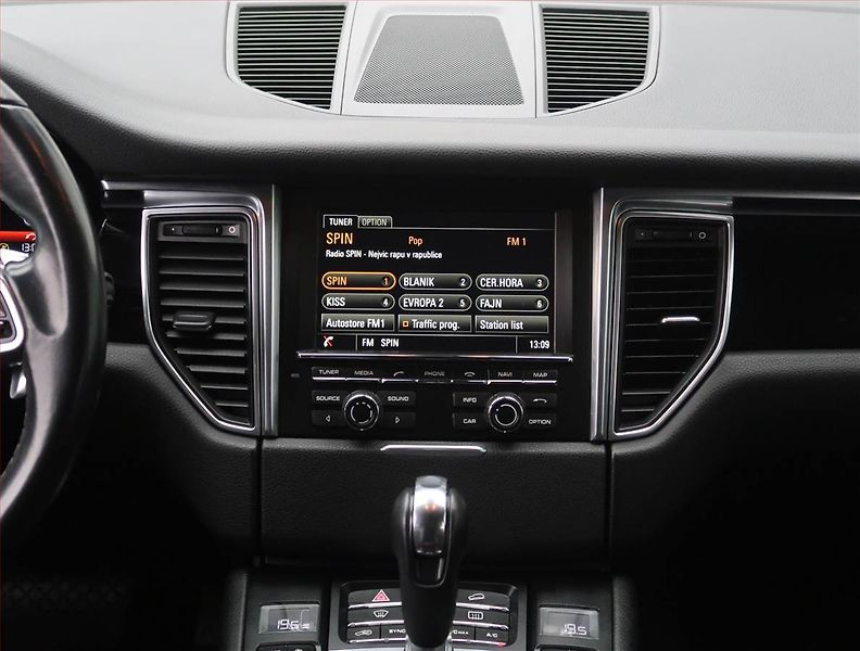 Porsche Macan (2014) S Diesel - fotka 12 z 20