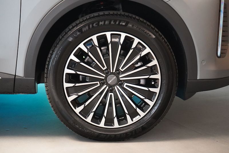 Omoda Ostatní 1.5 T-GDI 3DHT AWD PREMIUM - fotka 6 z 53