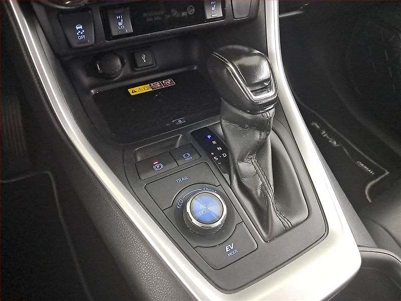 Toyota RAV4 (2022) Adventure 2.5 Hybrid - fotka 13 z 17