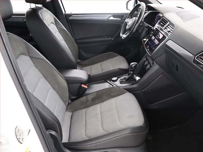 Volkswagen Tiguan (2017) R-Line 2.0 TDI, 4X4, Automat - fotka 7 z 18