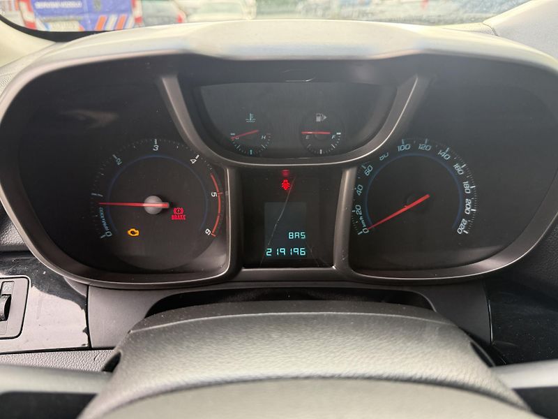 Chevrolet Orlando 2.0D 120 kW - fotka 12 z 21
