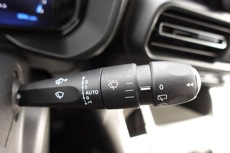 Toyota ProAce City Verso 1.5 D Family 7S 5D Long - fotka 24 z 27