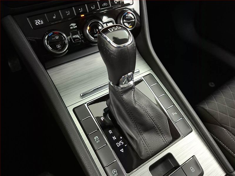 Škoda Superb (2020) Style Plus 2.0 TSI - fotka 13 z 21