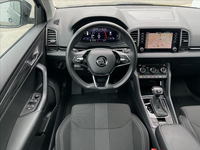 Škoda Karoq 2,0 TDI DSG Style Plus ACC+NAV - fotka 7 z 25