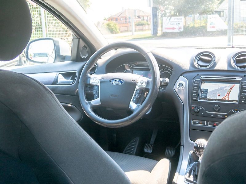 Ford Mondeo (2014) 2.0D 103KW – NAVIGACE - fotka 14 z 48