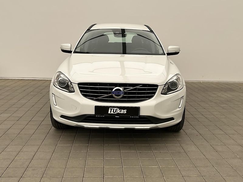 Volvo XC60 2.0 T5 Sumum - fotka 38 z 62