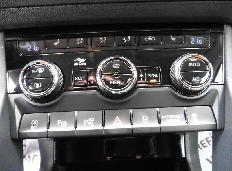 Škoda Kodiaq 2.0 TDi Style 4x4 DSG - fotka 18 z 22