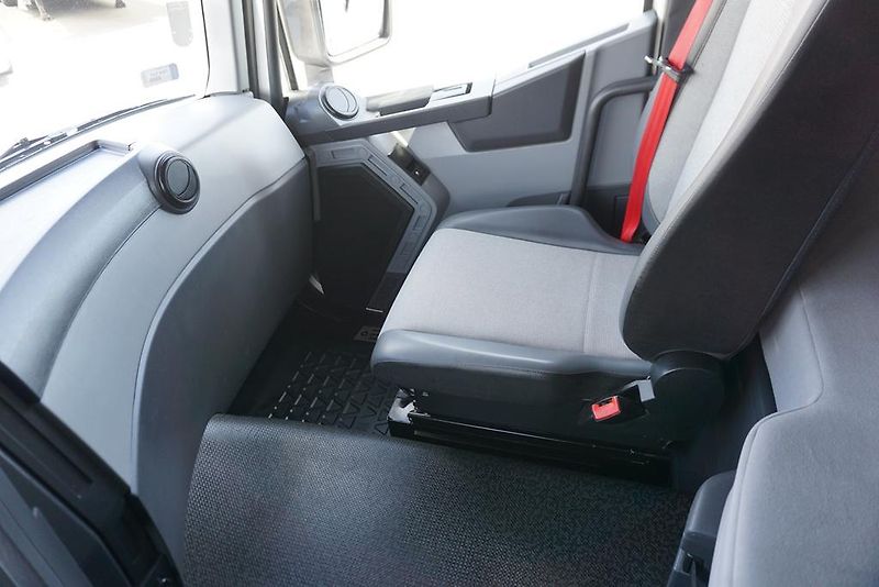 Renault (2018) C 520 / EURO 6 / ACC / 6 X 4 / - fotka 42 z 49