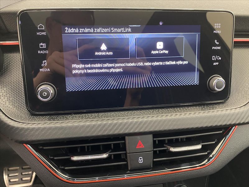Škoda Scala 1,0 TSI 85kW DSG Monte Carlo - fotka 14 z 29