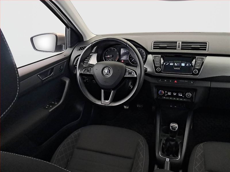 Škoda Fabia (2016) Style 1.2 TSI, Serv.kniha - fotka 7 z 23