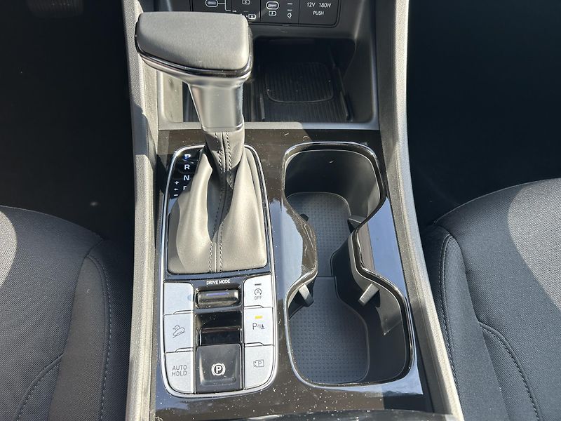 Hyundai Tucson 4×2 110 kW DCT GO CZECH PLUS! - fotka 30 z 31