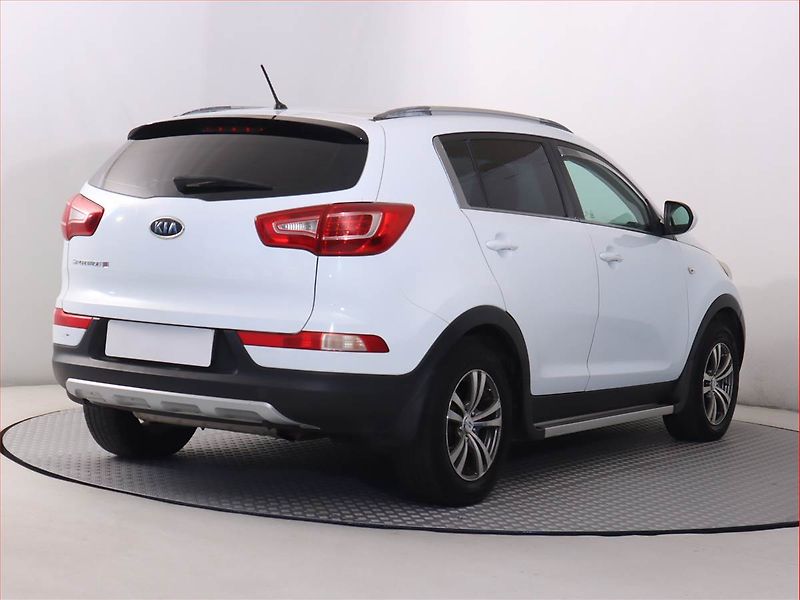 Kia Sportage (2010) 1.6 GDI, Serv.kniha, Tempomat - fotka 5 z 16