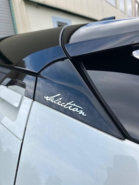 Toyota C-HR (2020) 2.0 HYBRID 112KW AUT 2020 - fotka 10 z 34