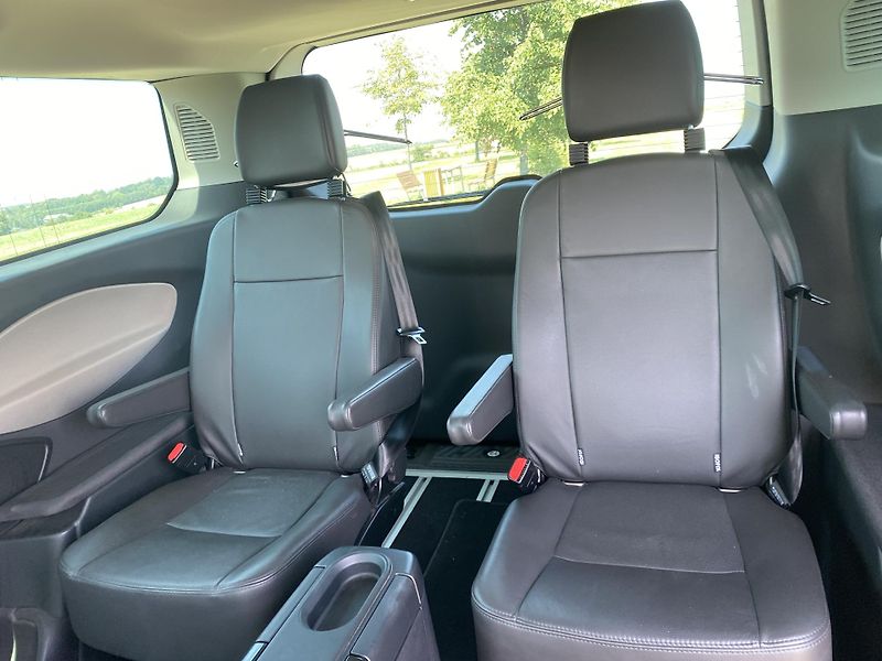 Ford Tourneo Custom (2015) Business Edition - fotka 13 z 30