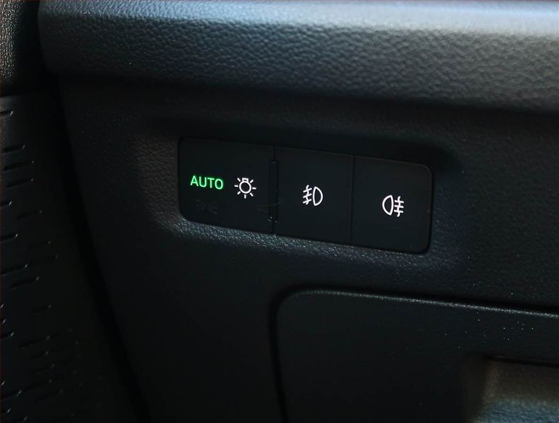 Škoda Octavia (2020) 2.0 TDI, Automat, Navi - fotka 22 z 27