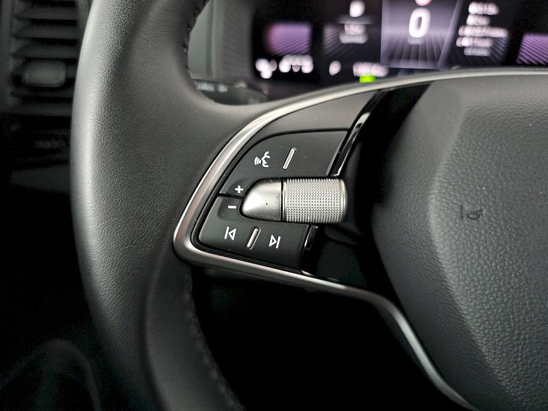 Škoda Karoq (2024) 1.5TSI 110kW DSG Selection - fotka 10 z 31