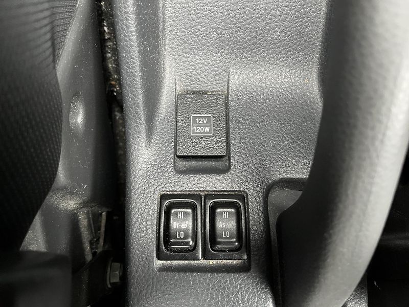 Suzuki Liana (2004) PĚKNÝ STAV - fotka 15 z 25