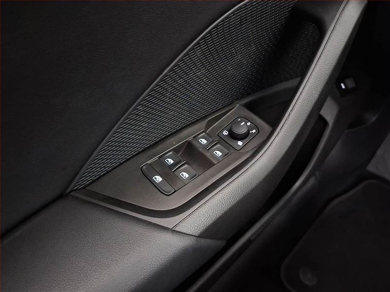 Škoda Octavia (2024) Style 1.5 TSI e-tec - fotka 16 z 17