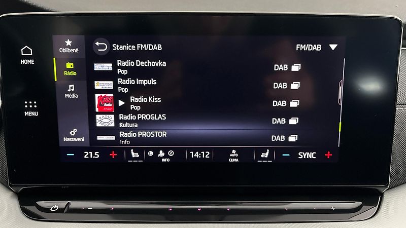 Škoda Octavia 2.0 TDI DSG Style Combi - fotka 11 z 27