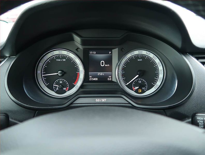 Škoda Octavia (2018) Style 1.6 TDI, Automat, ČR - fotka 11 z 16